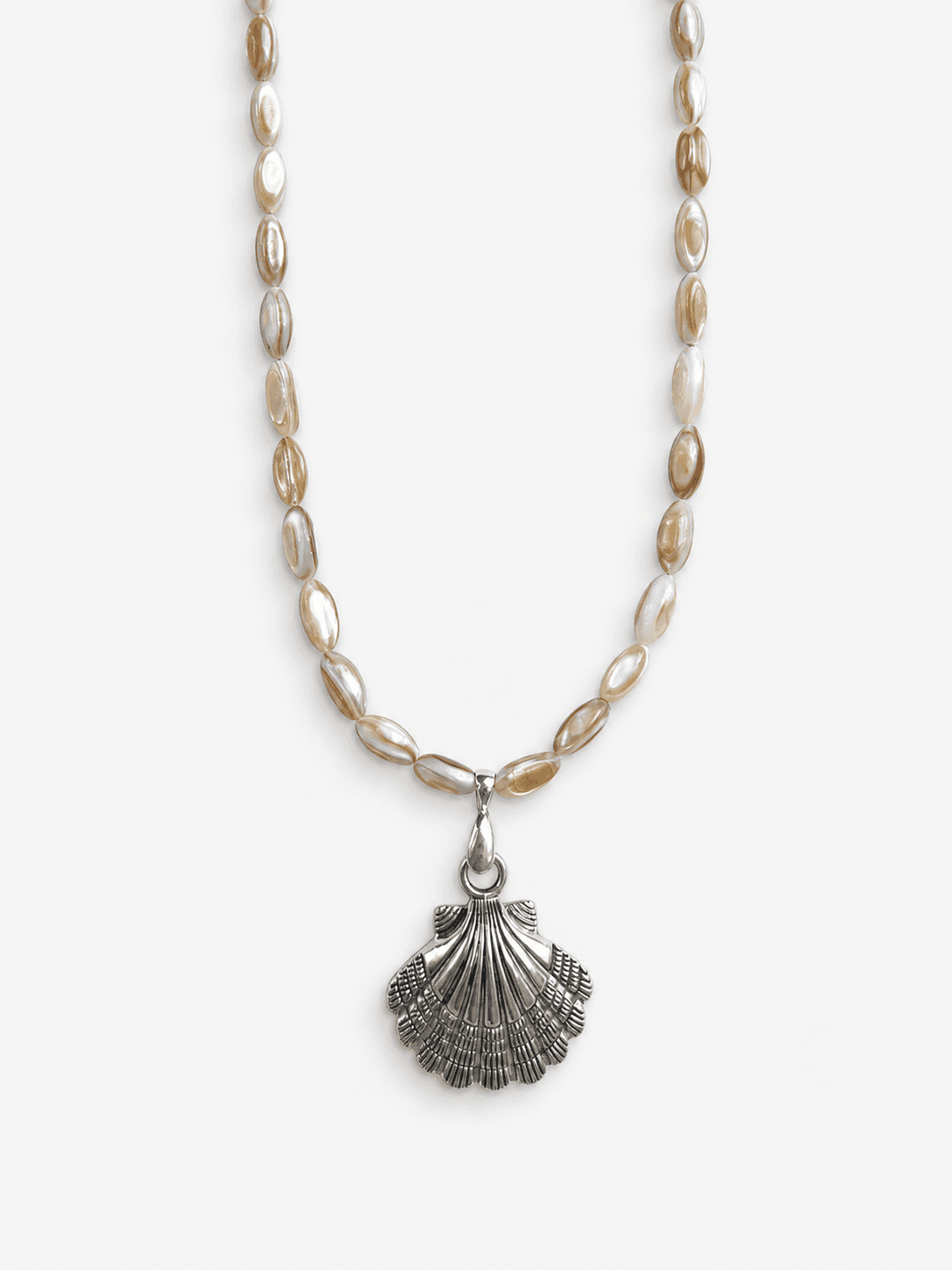 Pearl Shell & Clam Necklace