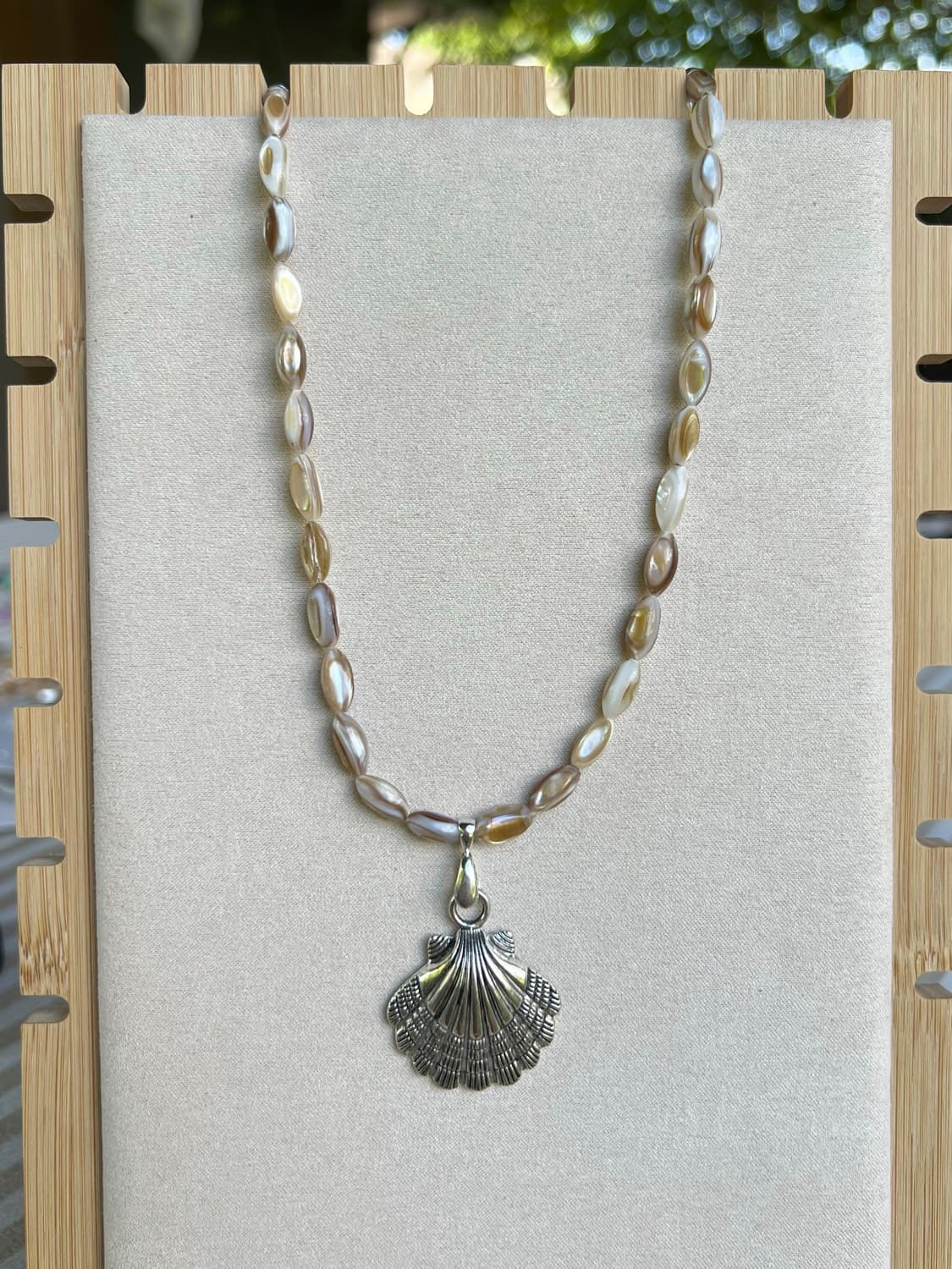 Pearl Shell & Clam Necklace